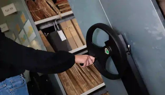 illustration mission conserver des archives de montpellier